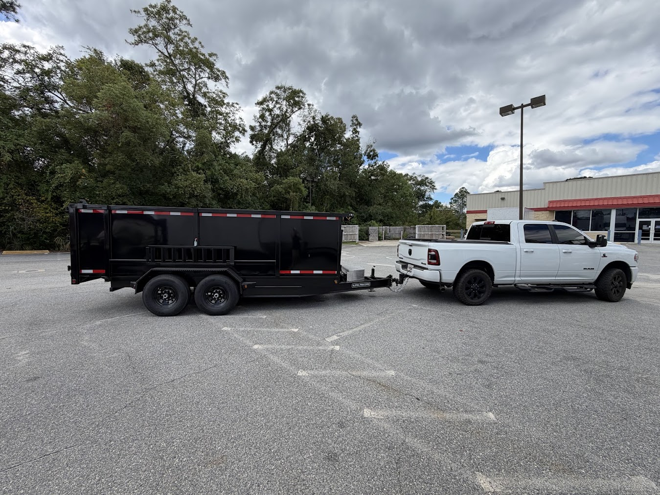 Dump trailer for Junk Bin Rental
